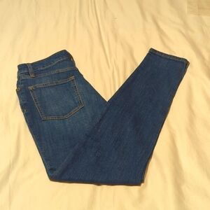 Lauren Ralph Lauren Super stretch Women's blue jeans.